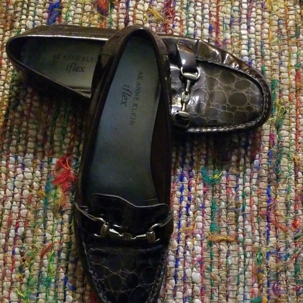 Anne Klein iflex brown loafers